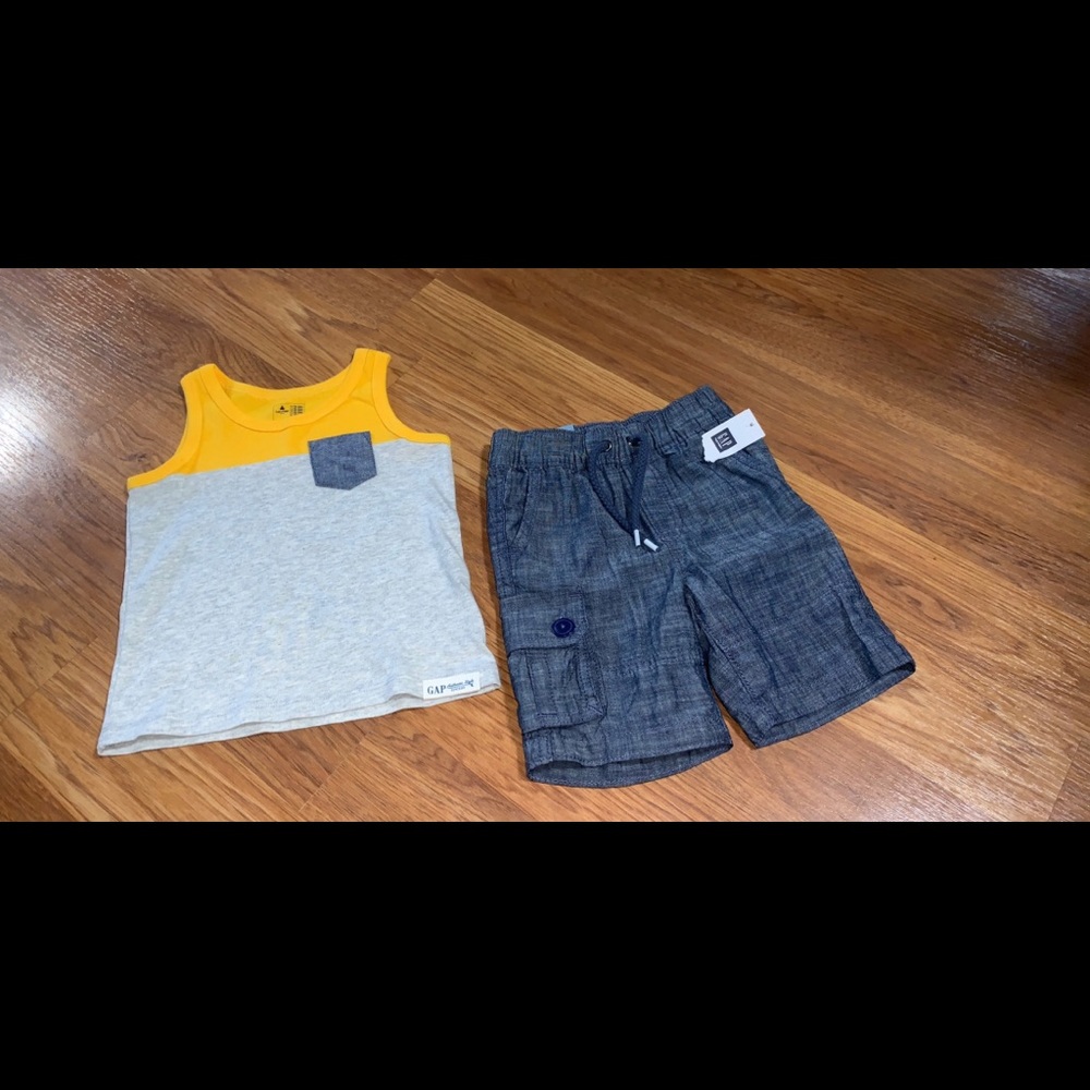 Baby gap outfit